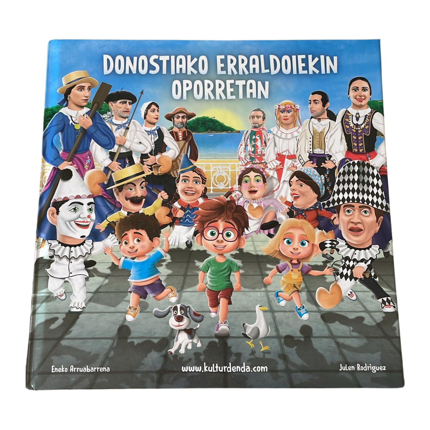 Libro "Donostiako Erraldoiekin Oporretan"